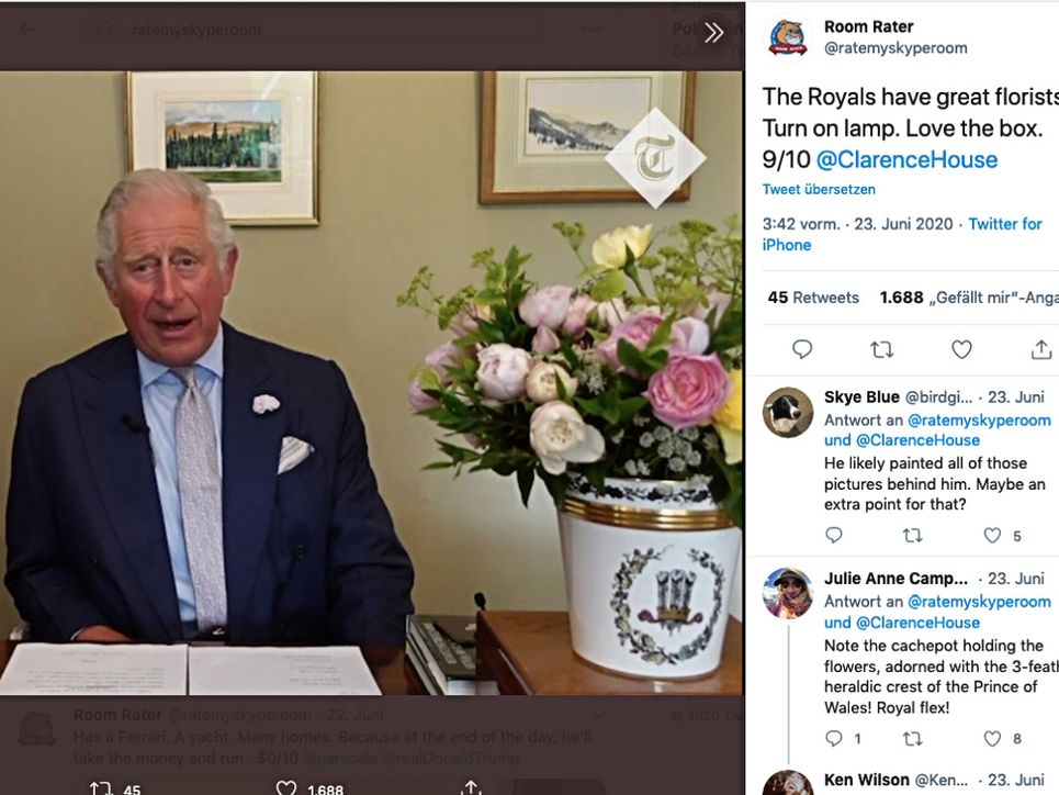 Twitter Post mit Kommentaren zu einem Bild von Prince Charles an seinem Schreibtisch, auf dem eine großer Blumenstrauß steht.
